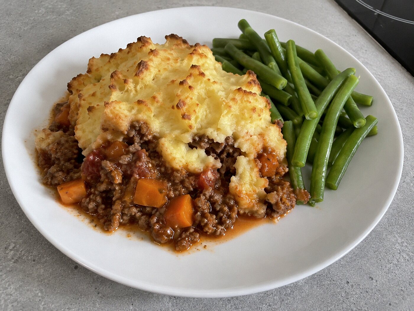 Cottage pie met puree van aardappel en pastinaak